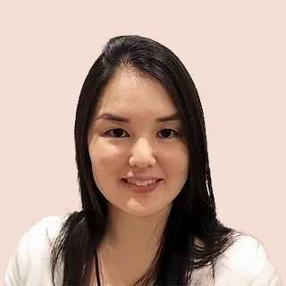 Dr(a). Carla Nagamine Urata
